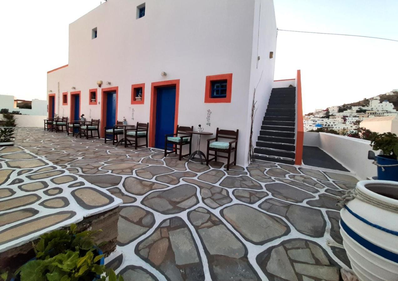 George'S Place Chora  Bagian luar foto