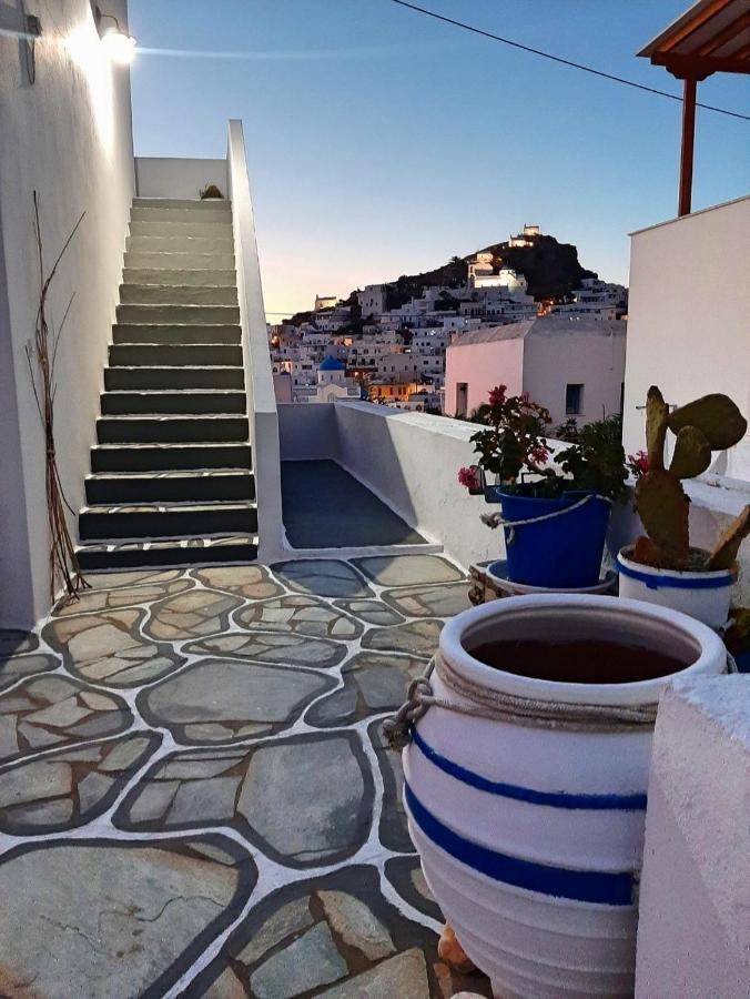 George'S Place Chora  Bagian luar foto