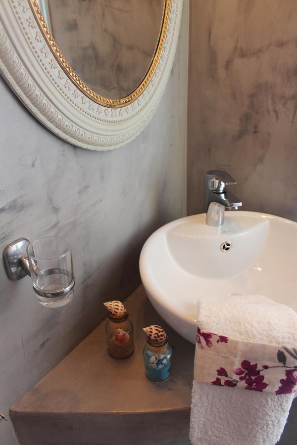 George'S Place Chora  Bagian luar foto