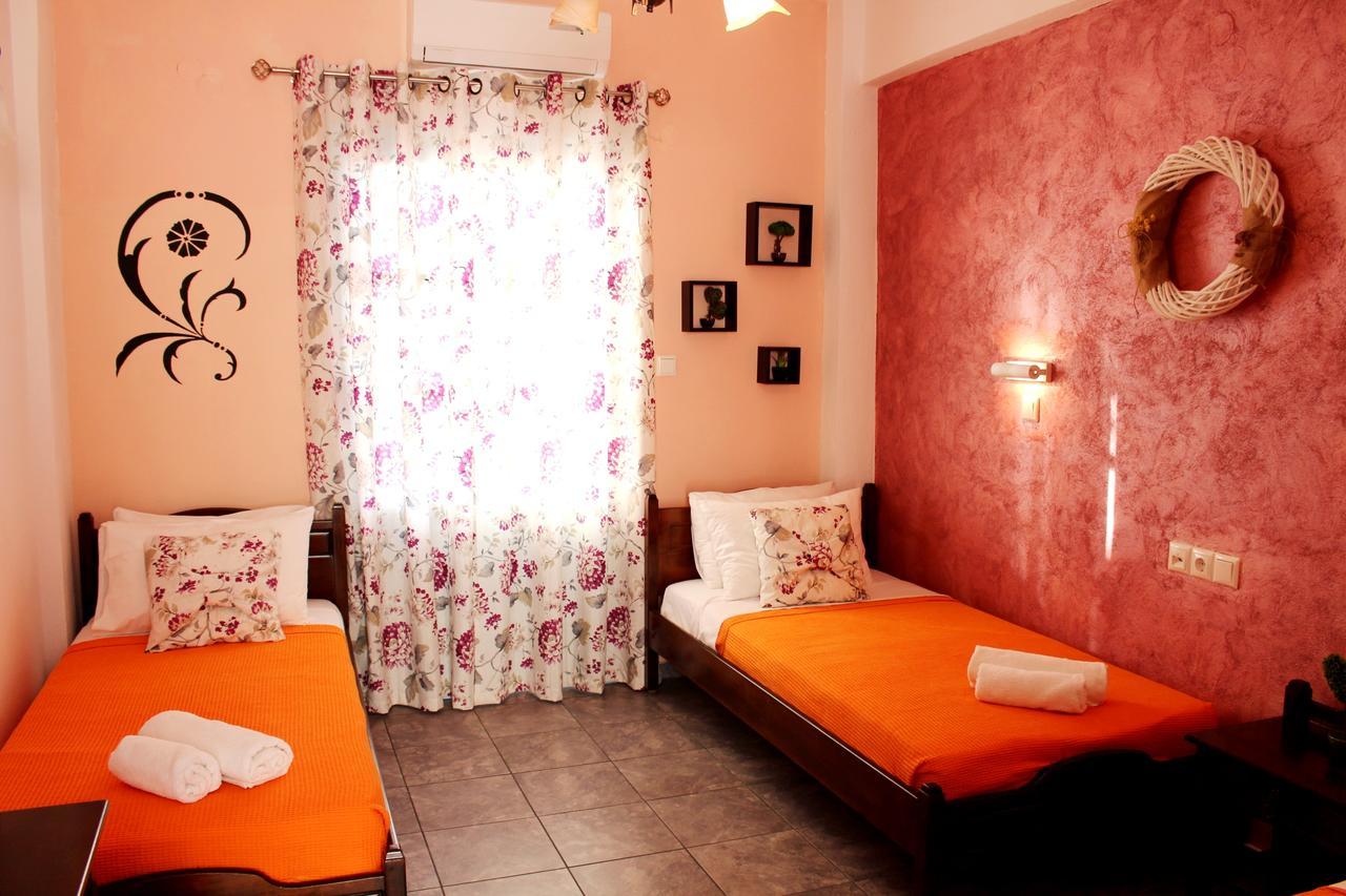 George'S Place Chora  Bagian luar foto